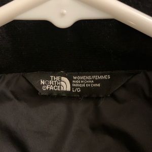 North Face Women’s Black Lightweight Jacket